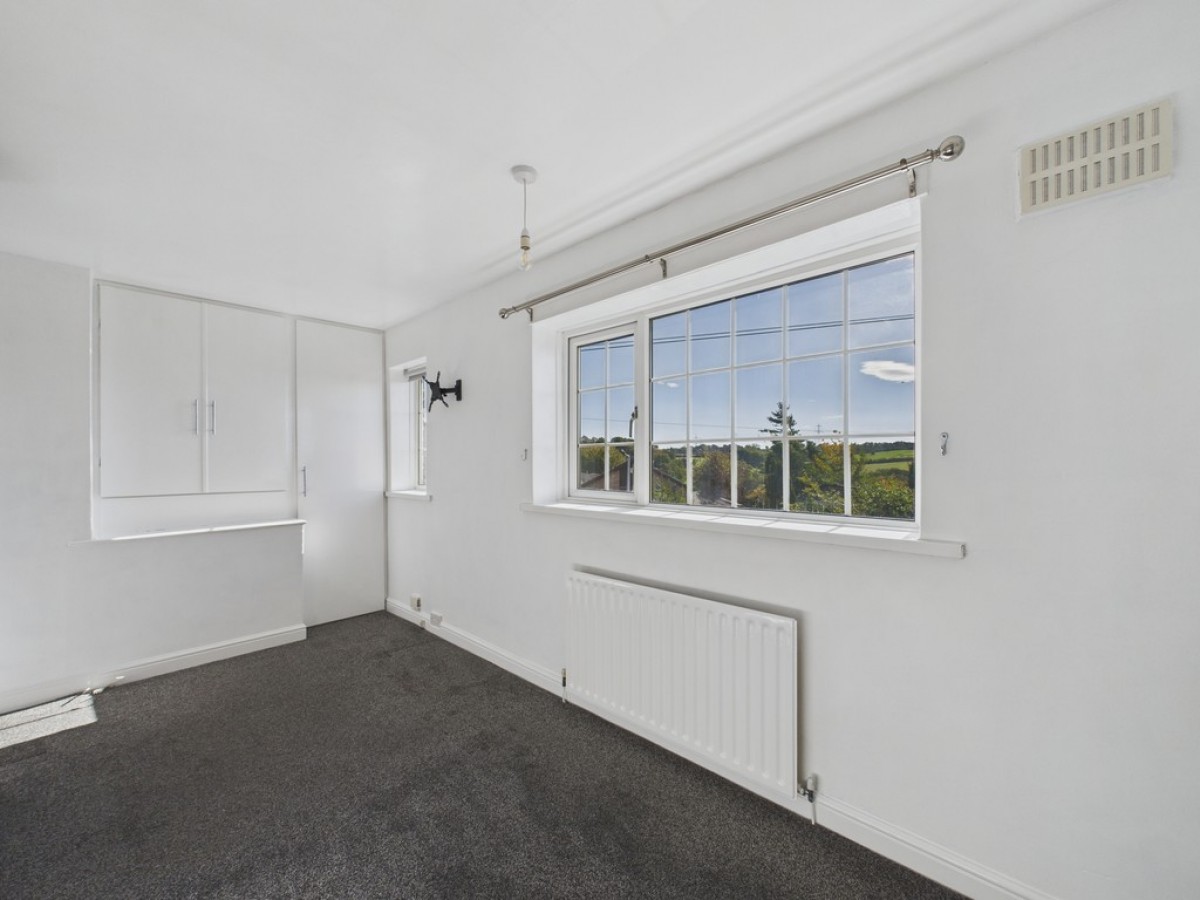 Saville Road, Whiston