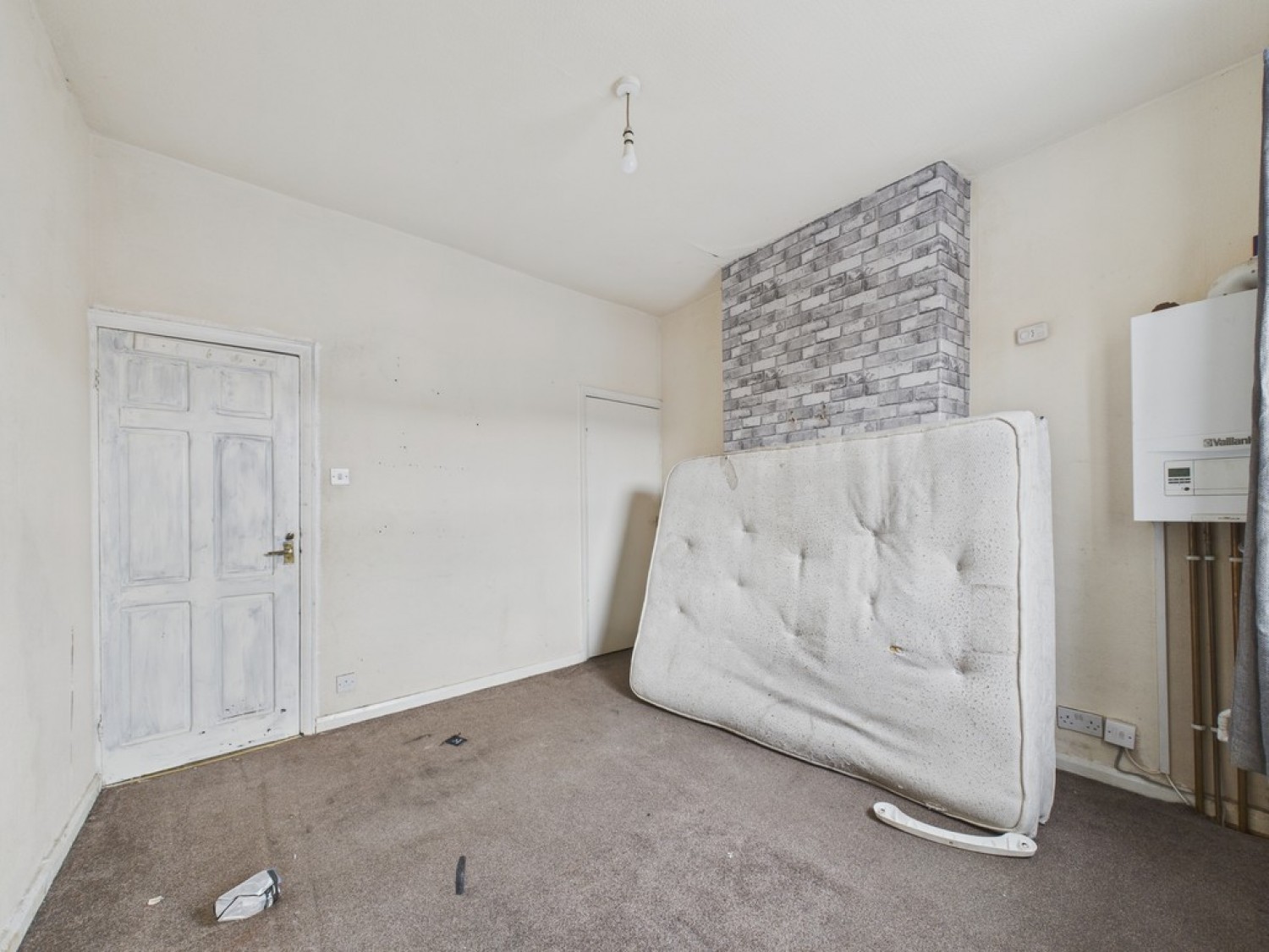 3 bedroom House for Auction Cross Street, Goldthorpe