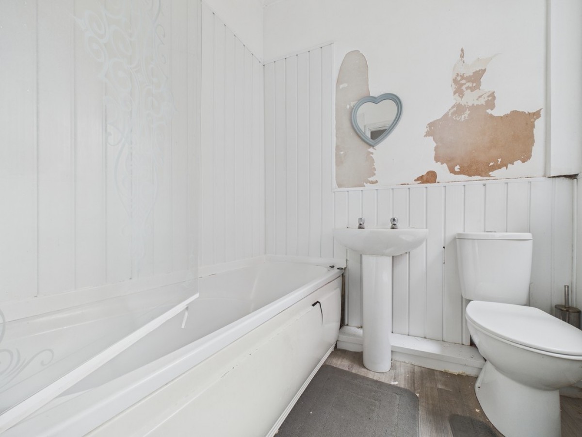 Cross Street, Goldthorpe