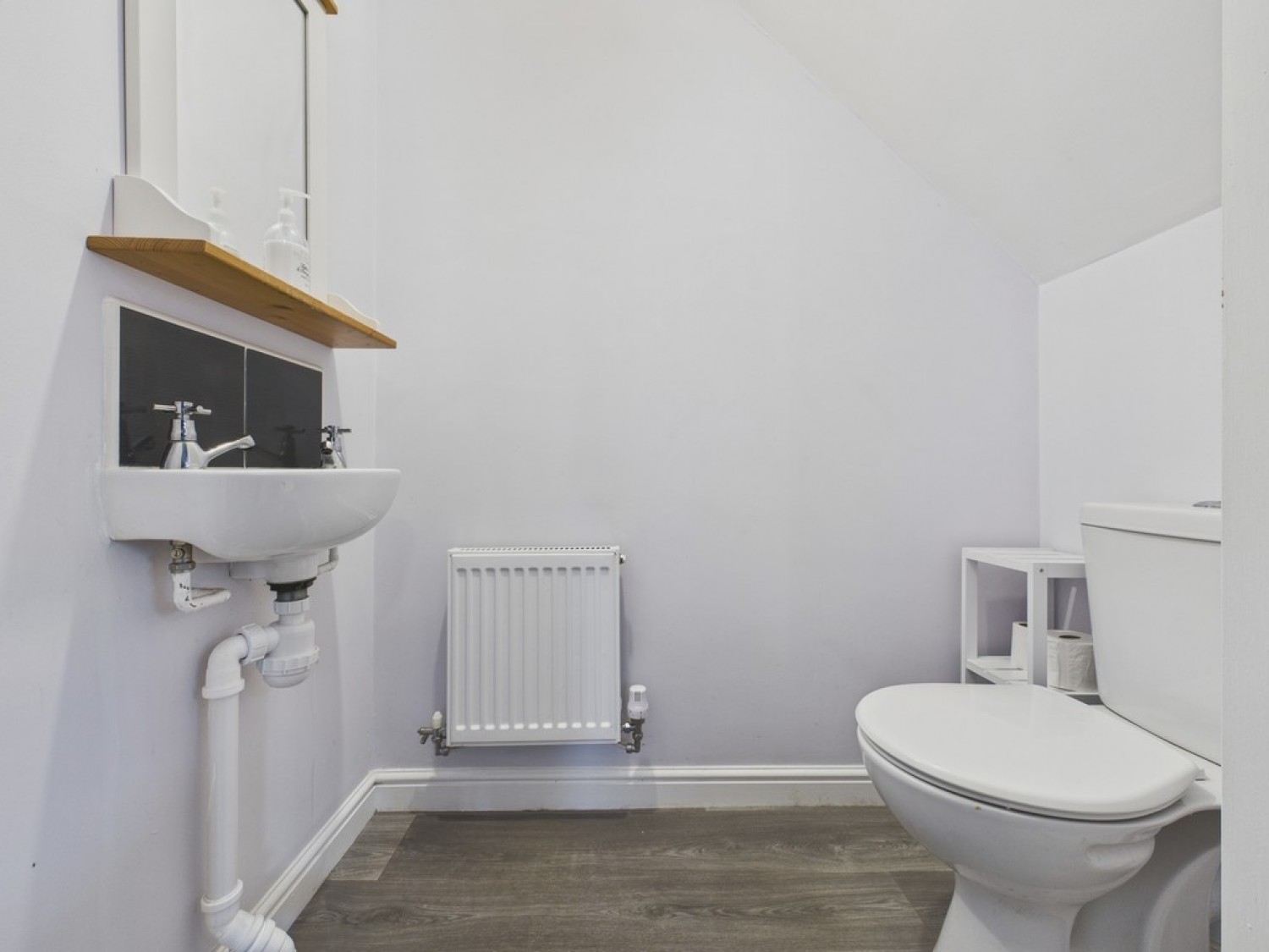 Masefield Avenue, Holmewood