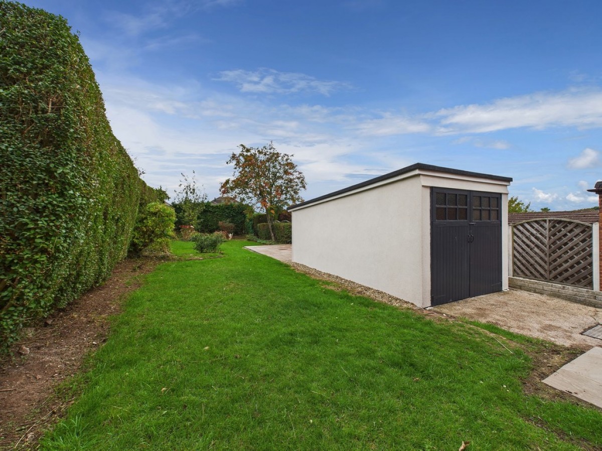 Reresby Crescent, Whiston