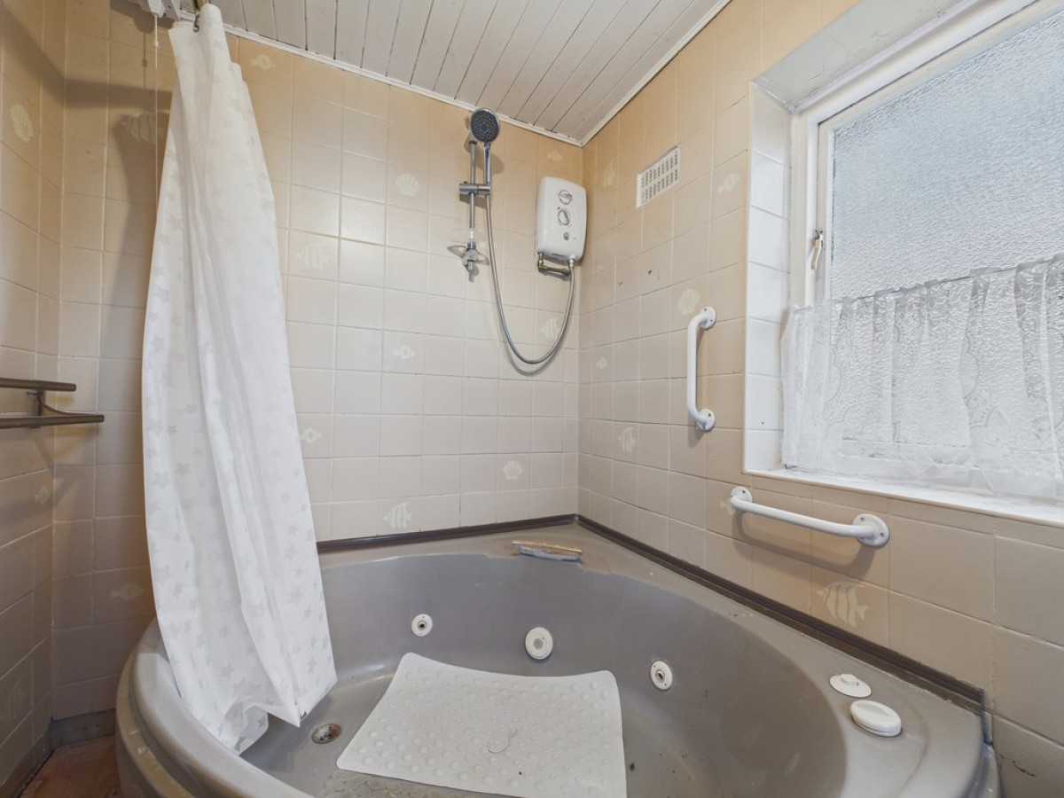 Treetown Crescent, Treeton