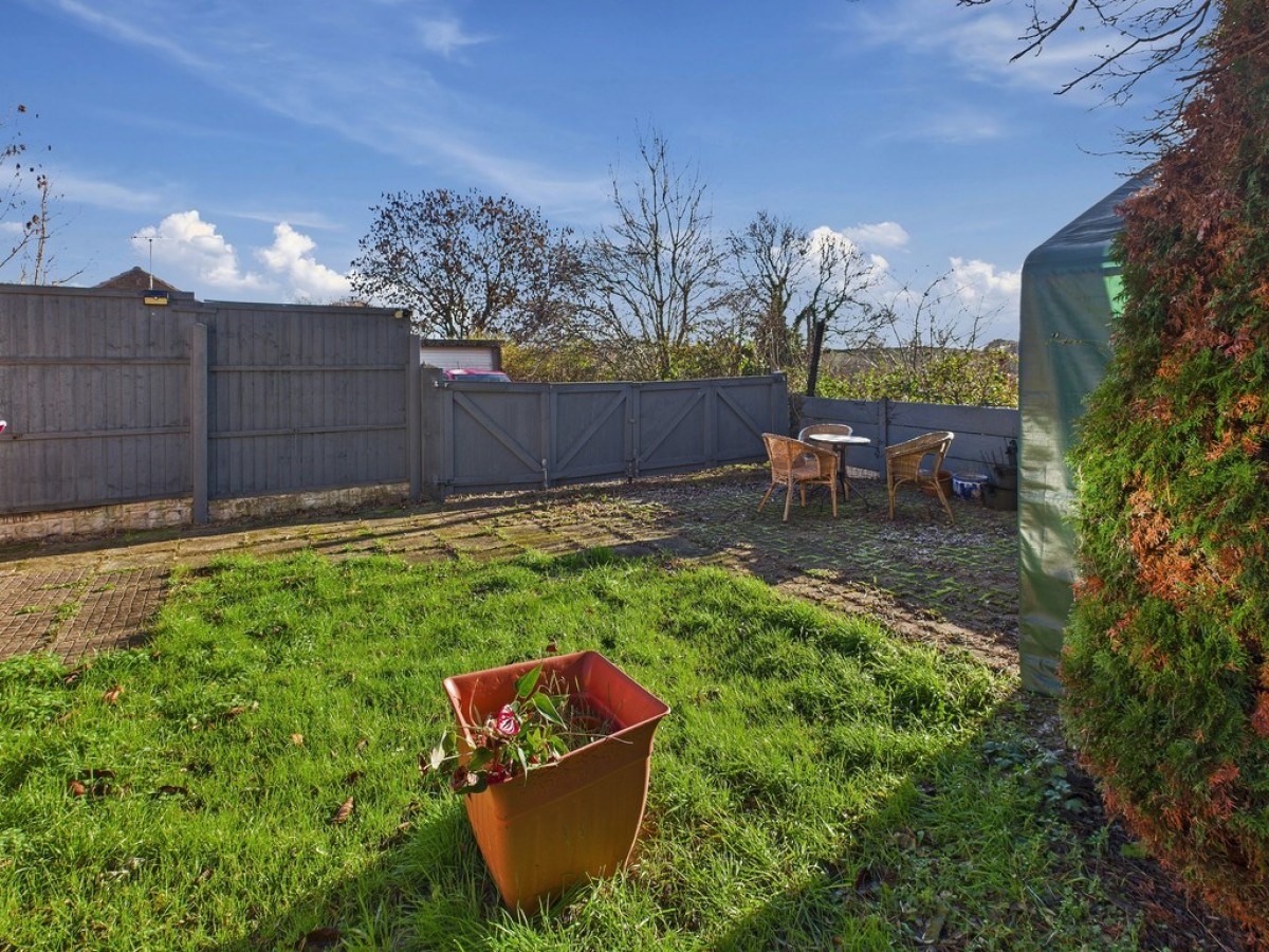 St Thomas's Close, Tibshelf