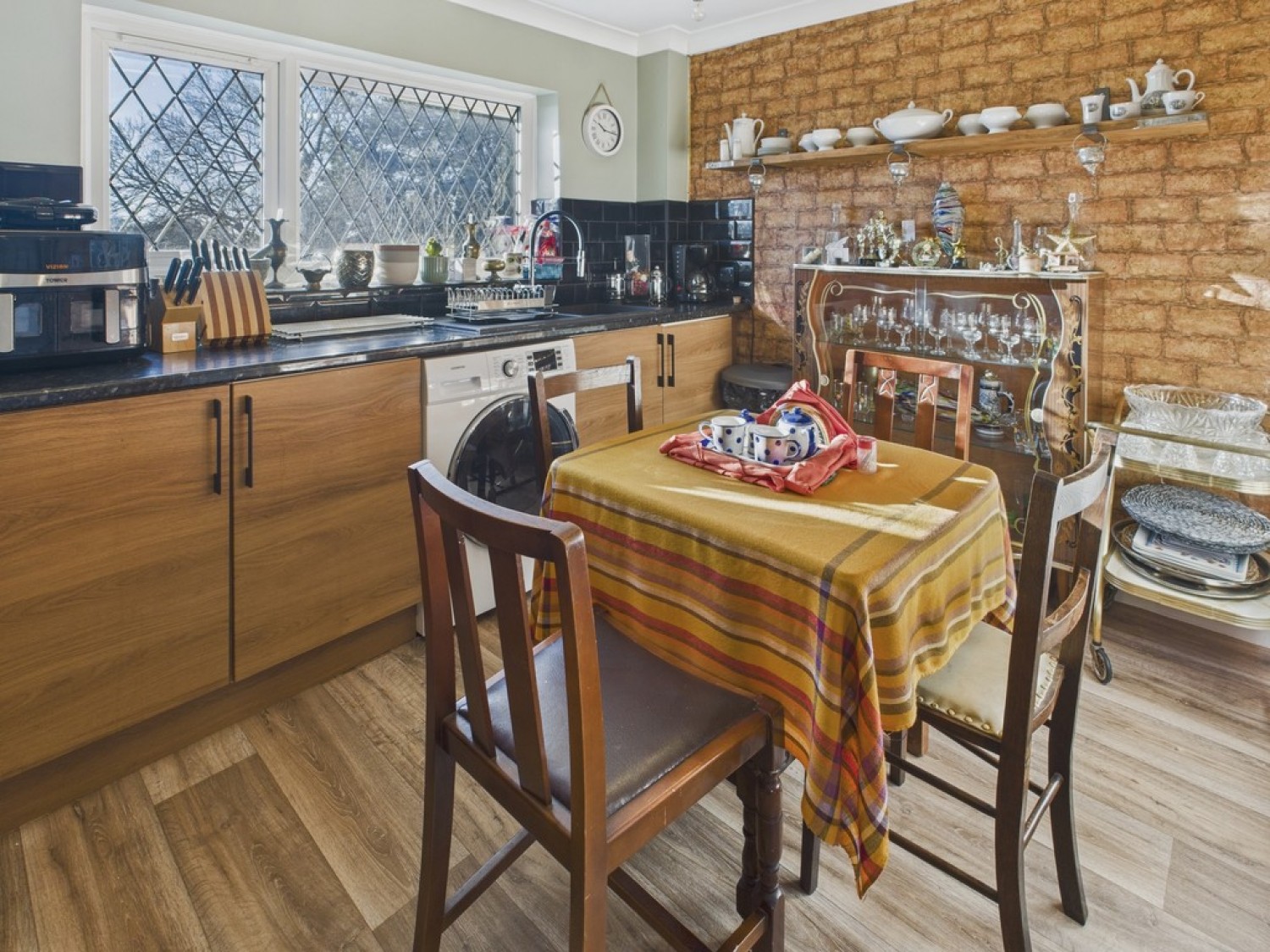 2 bedroom Flat for Sale St Thomas's Close, Tibshelf