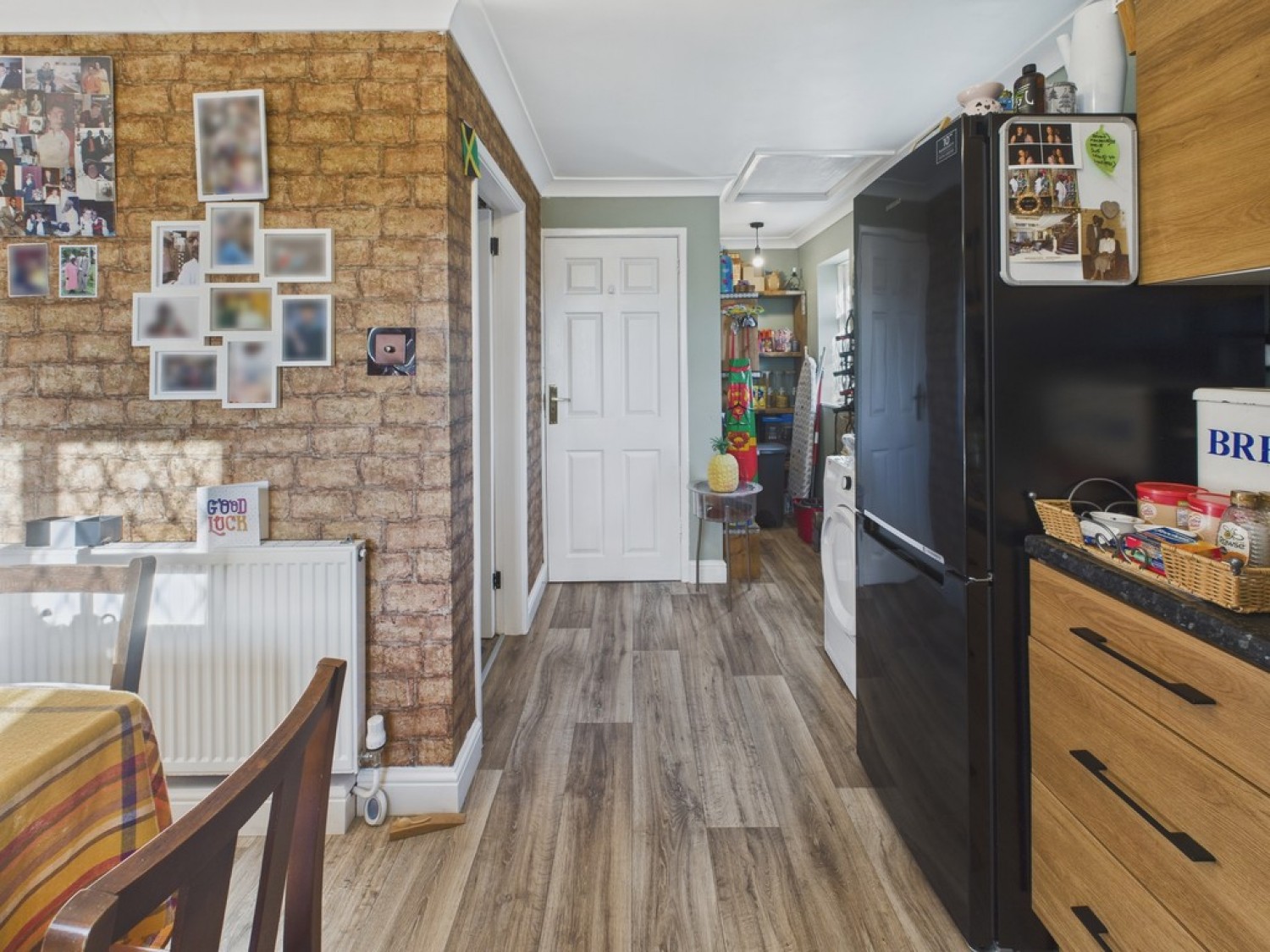 2 bedroom Flat for Sale St Thomas's Close, Tibshelf