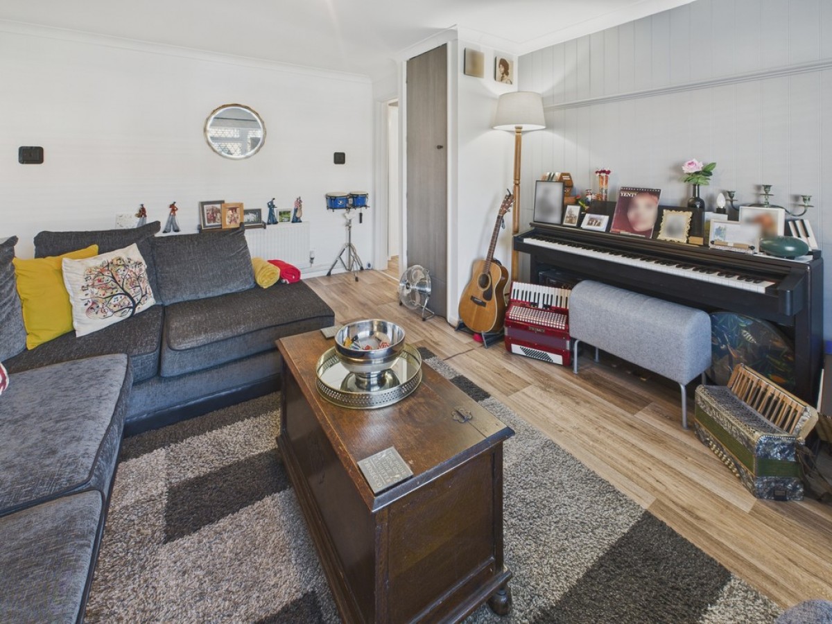 St Thomas's Close, Tibshelf