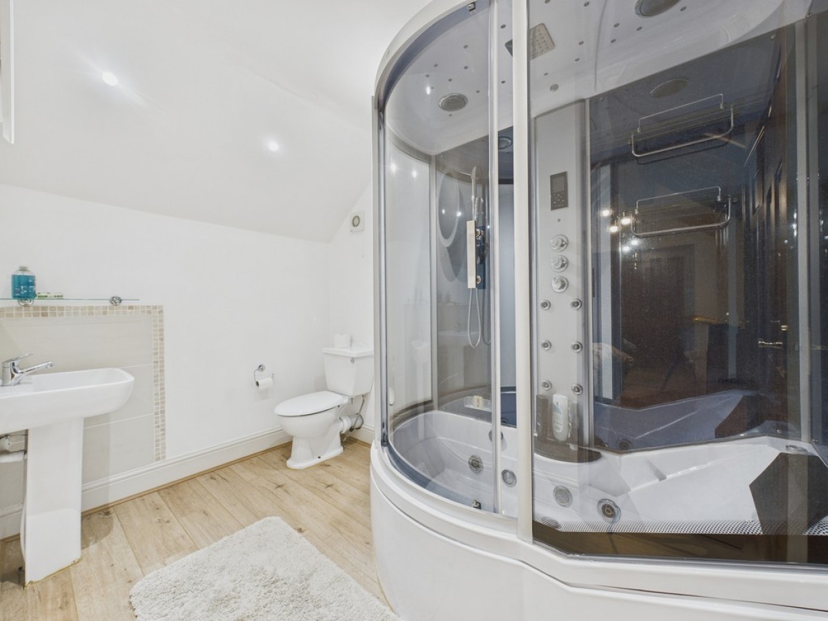 New Road, Staincross