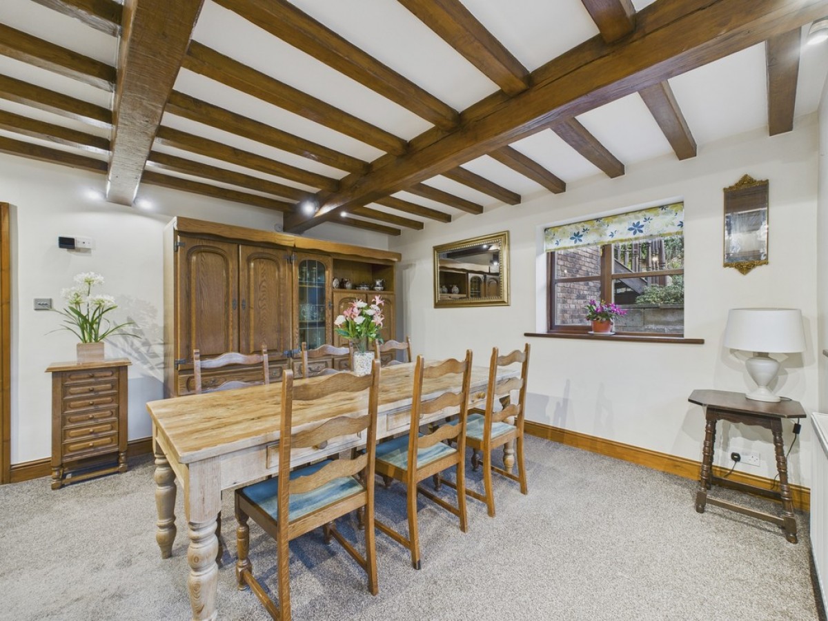 New Road, Staincross