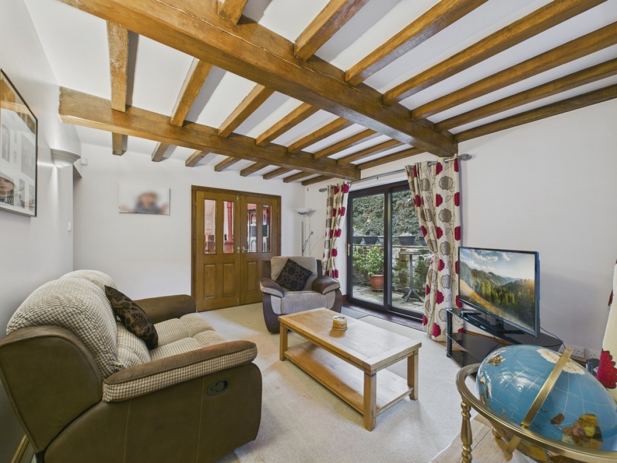 New Road, Staincross