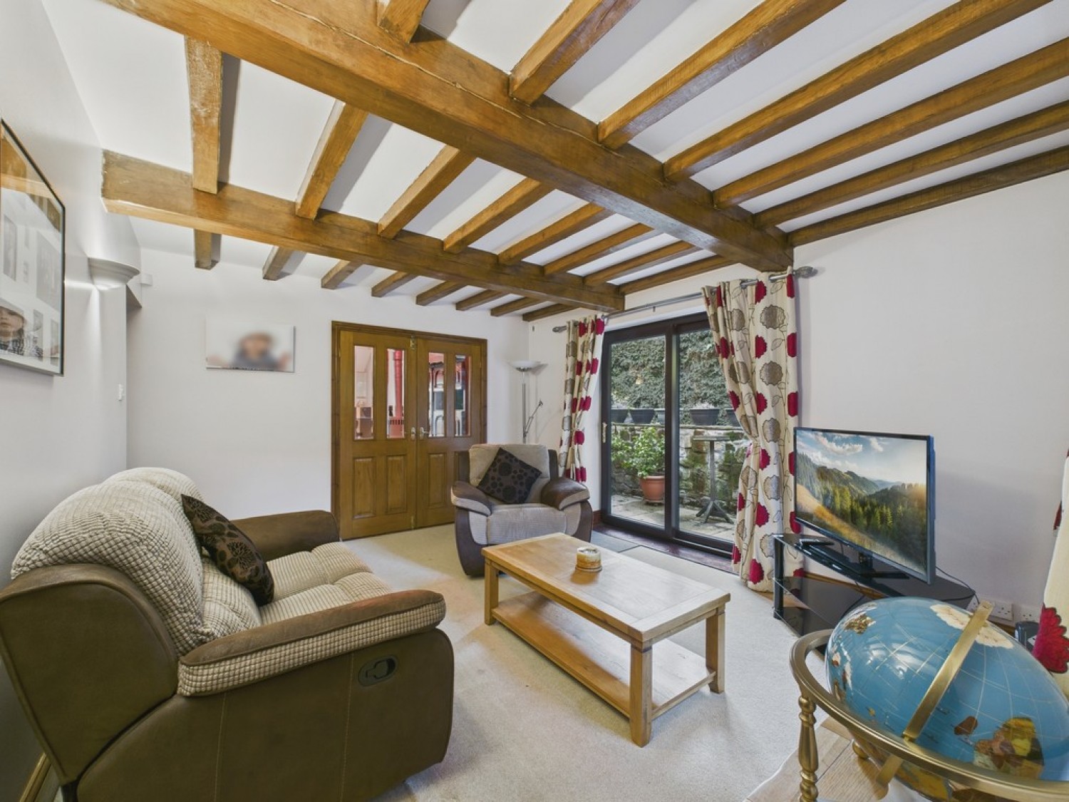 New Road, Staincross