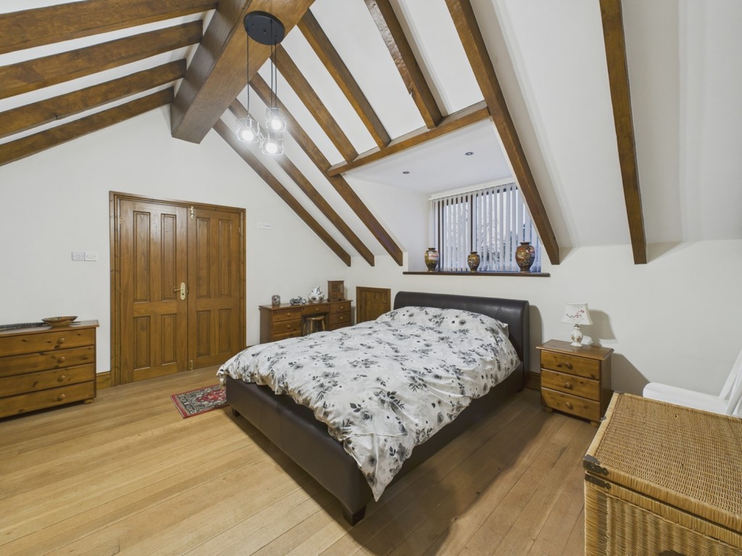 New Road, Staincross