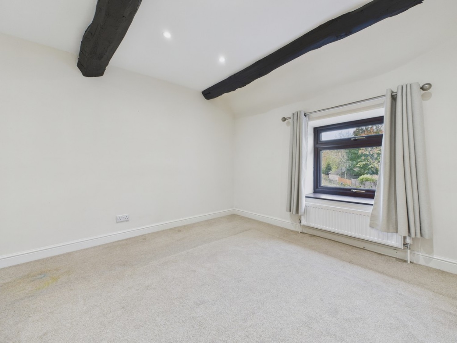 Bridge Cottage, Chesterfield Road, Two Dales