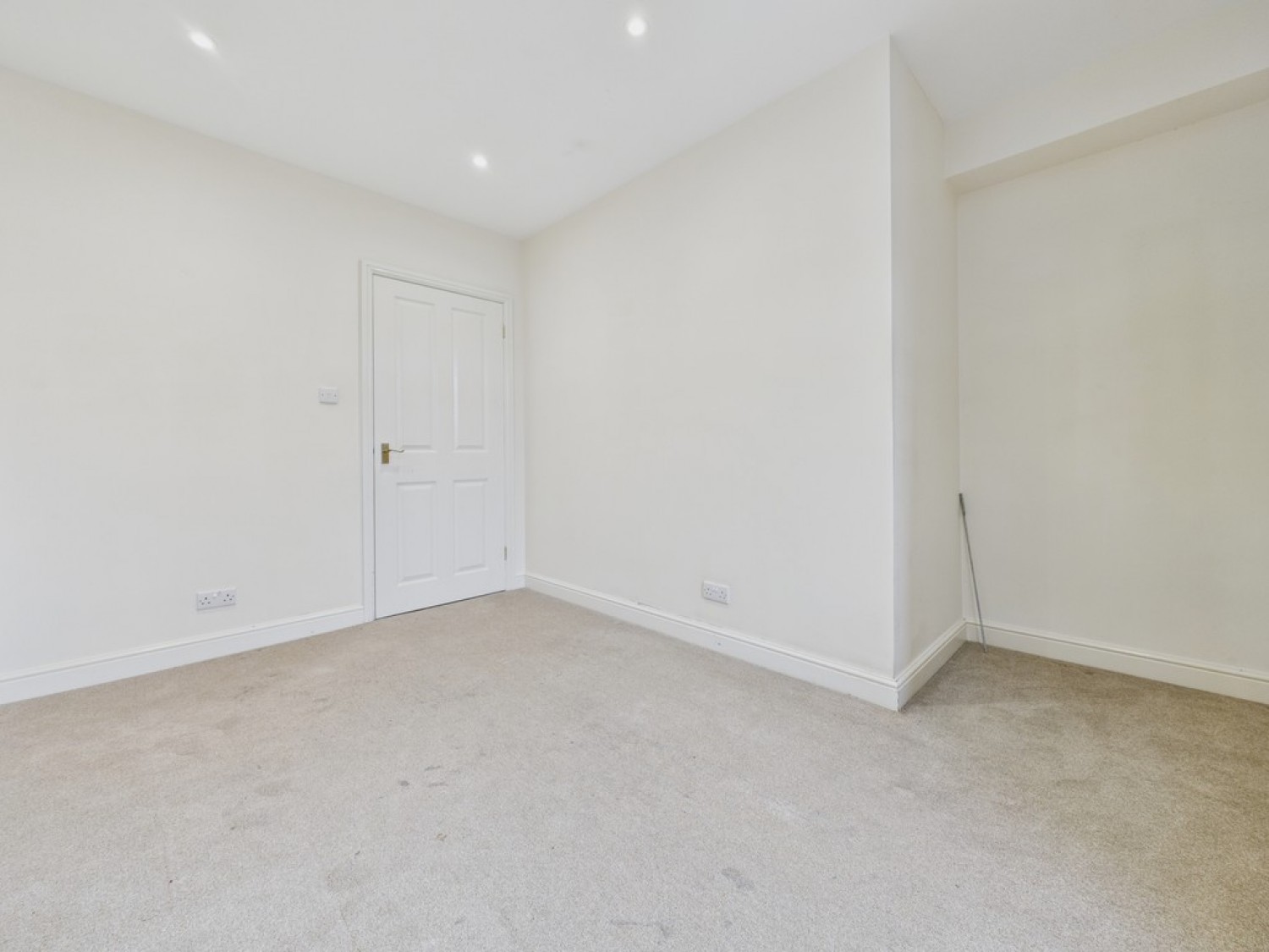 Bridge Cottage, Chesterfield Road, Two Dales