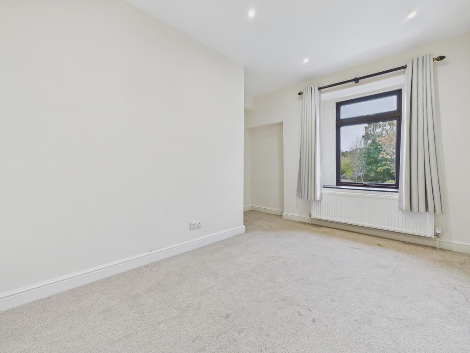 Bridge Cottage, Chesterfield Road, Two Dales