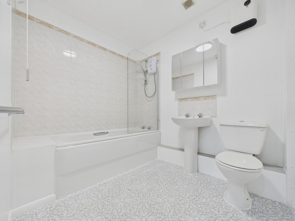 Mapletree Court, Chatham Street