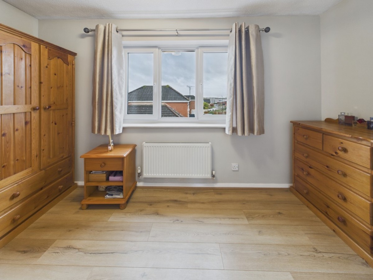 Old Quarry Close, Barborough Links