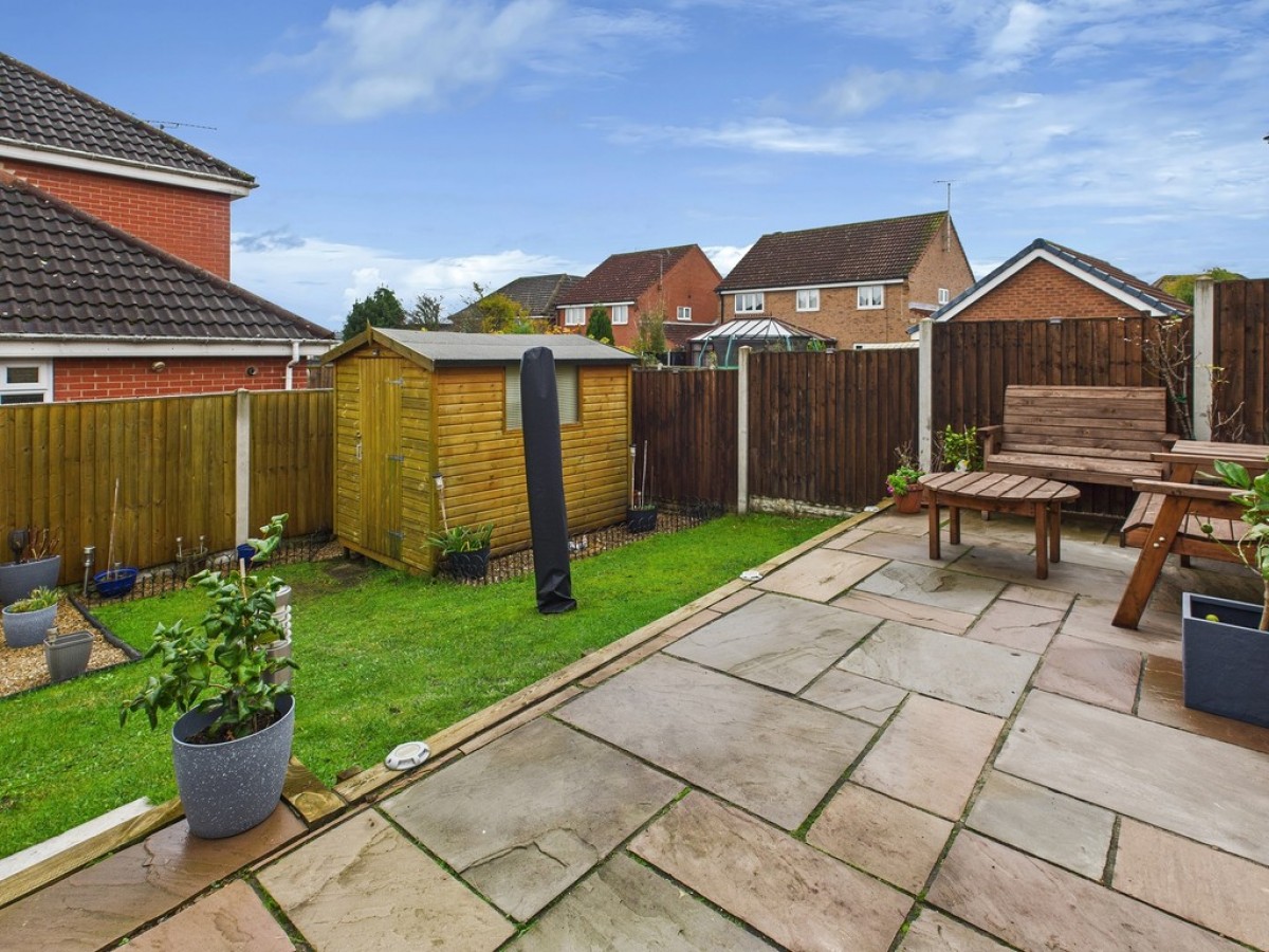 Old Quarry Close, Barborough Links