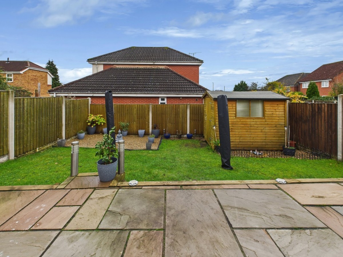 Old Quarry Close, Barborough Links