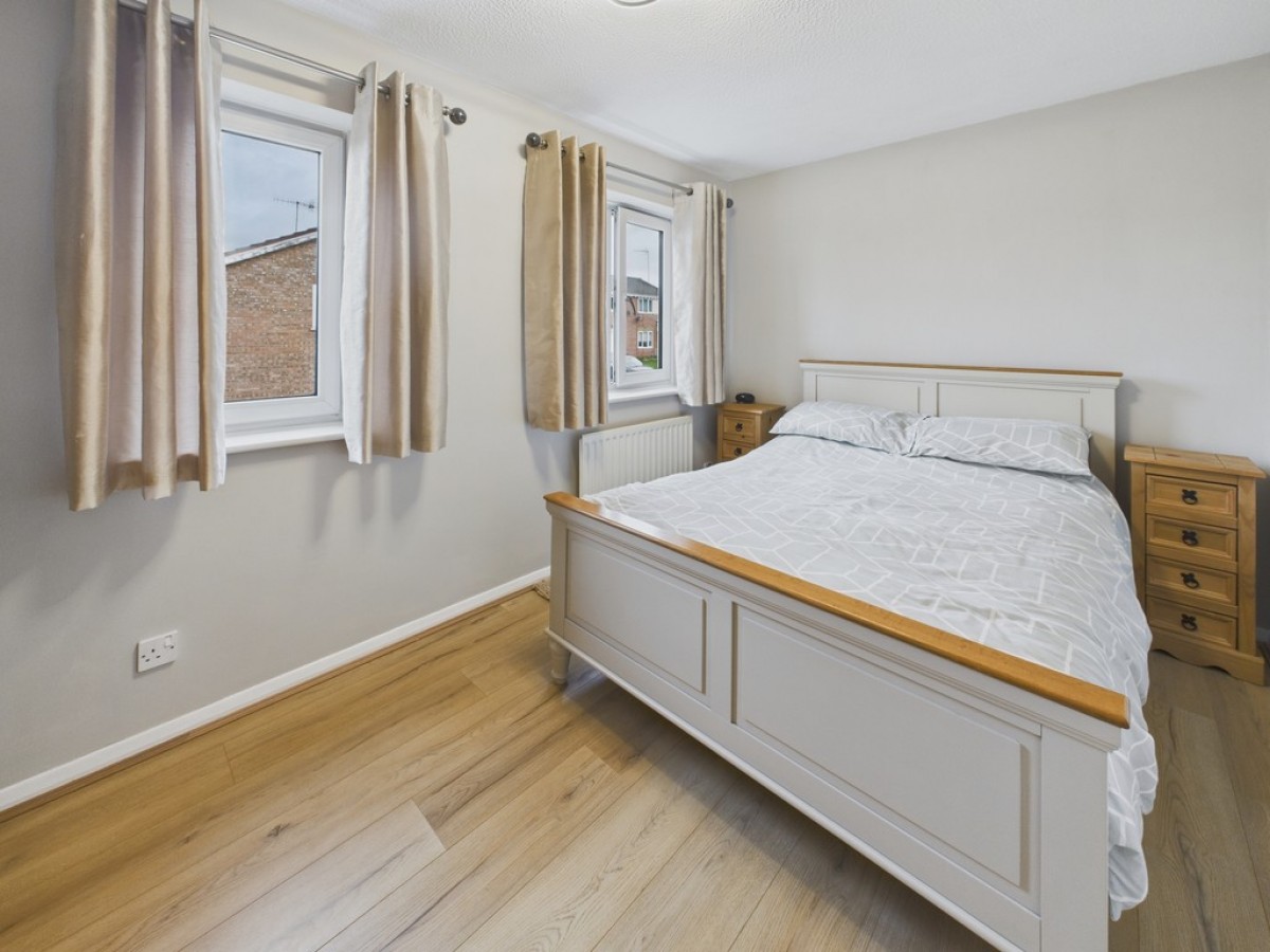 Old Quarry Close, Barborough Links