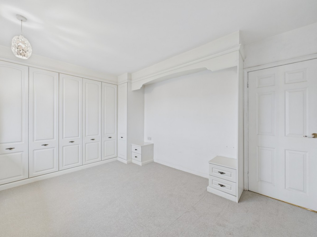 Burntwood Crescent, Treeton