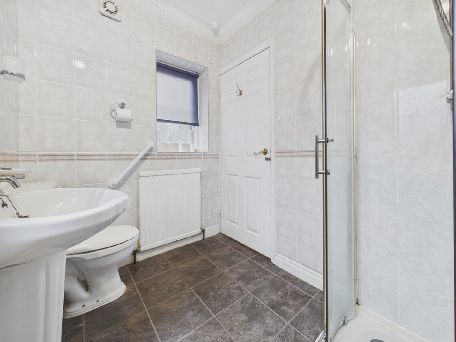 2 bedroom House for Sale Burntwood Crescent, Treeton