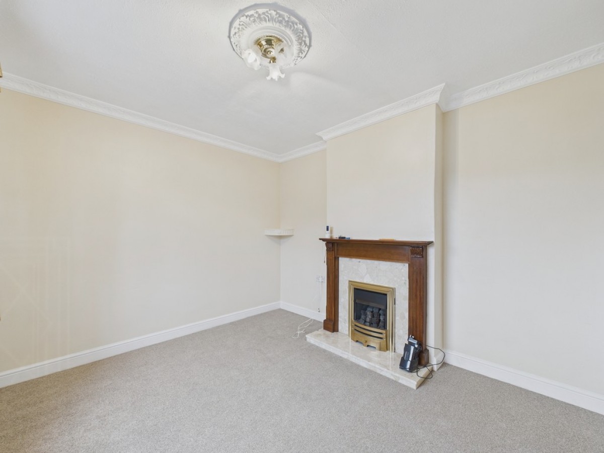 Burntwood Crescent, Treeton