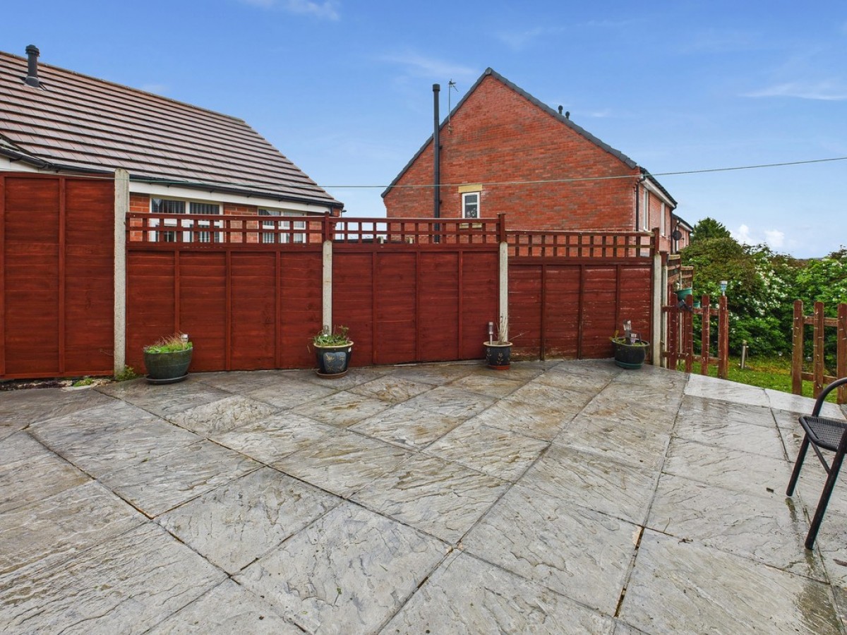 Highfield Avenue, Langwith