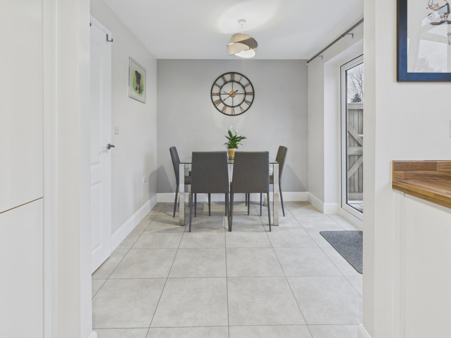 3 bedroom House in Manor House Court, Stonegravels, Chesterfield