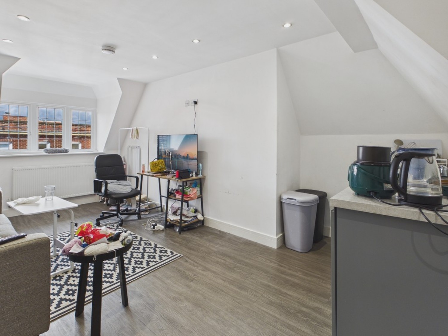 1 bedroom Flat for Sale Knifesmithgate, Chesterfield