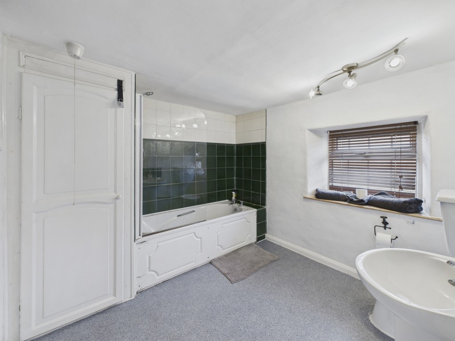 New Street, Greasbrough