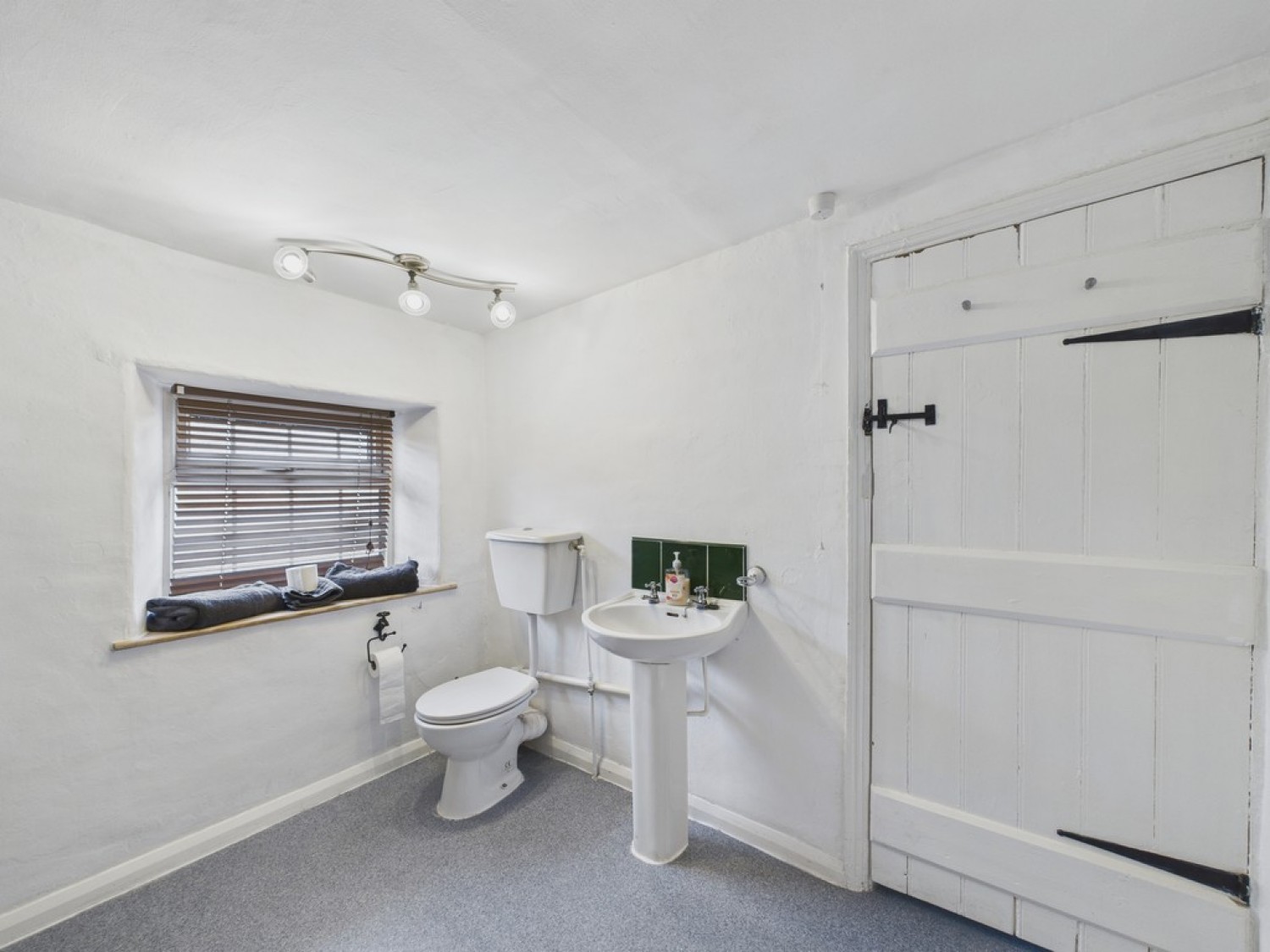 New Street, Greasbrough