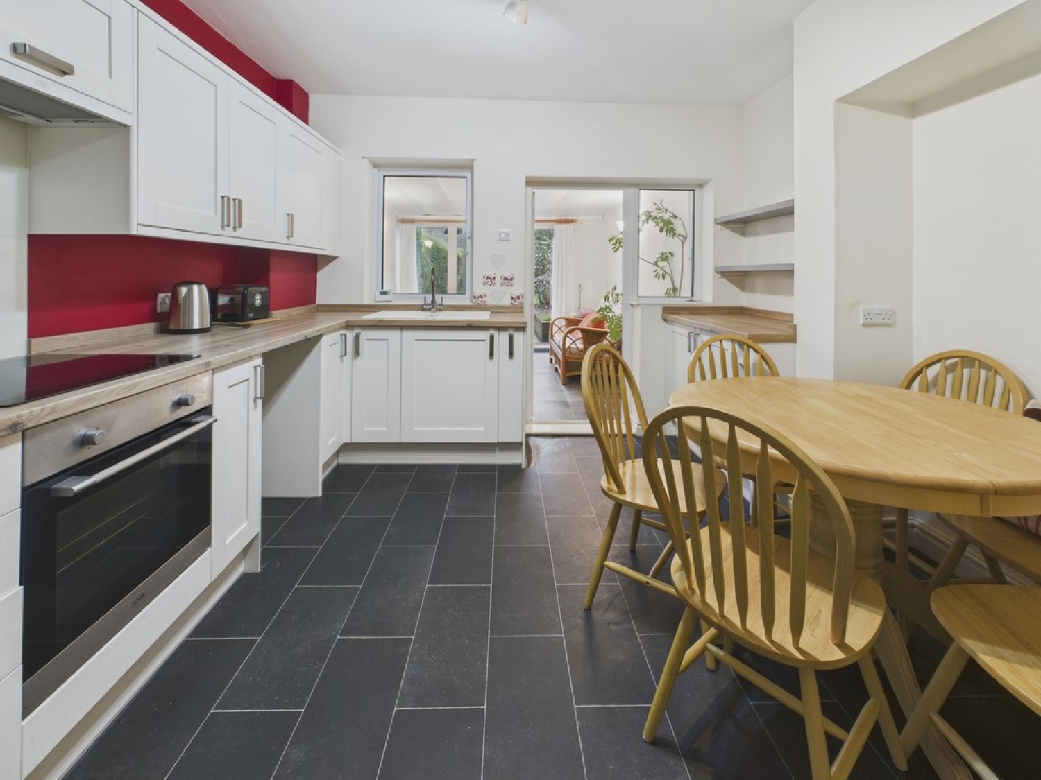 2 bedroom House in North Wingfield Road, Grassmoor