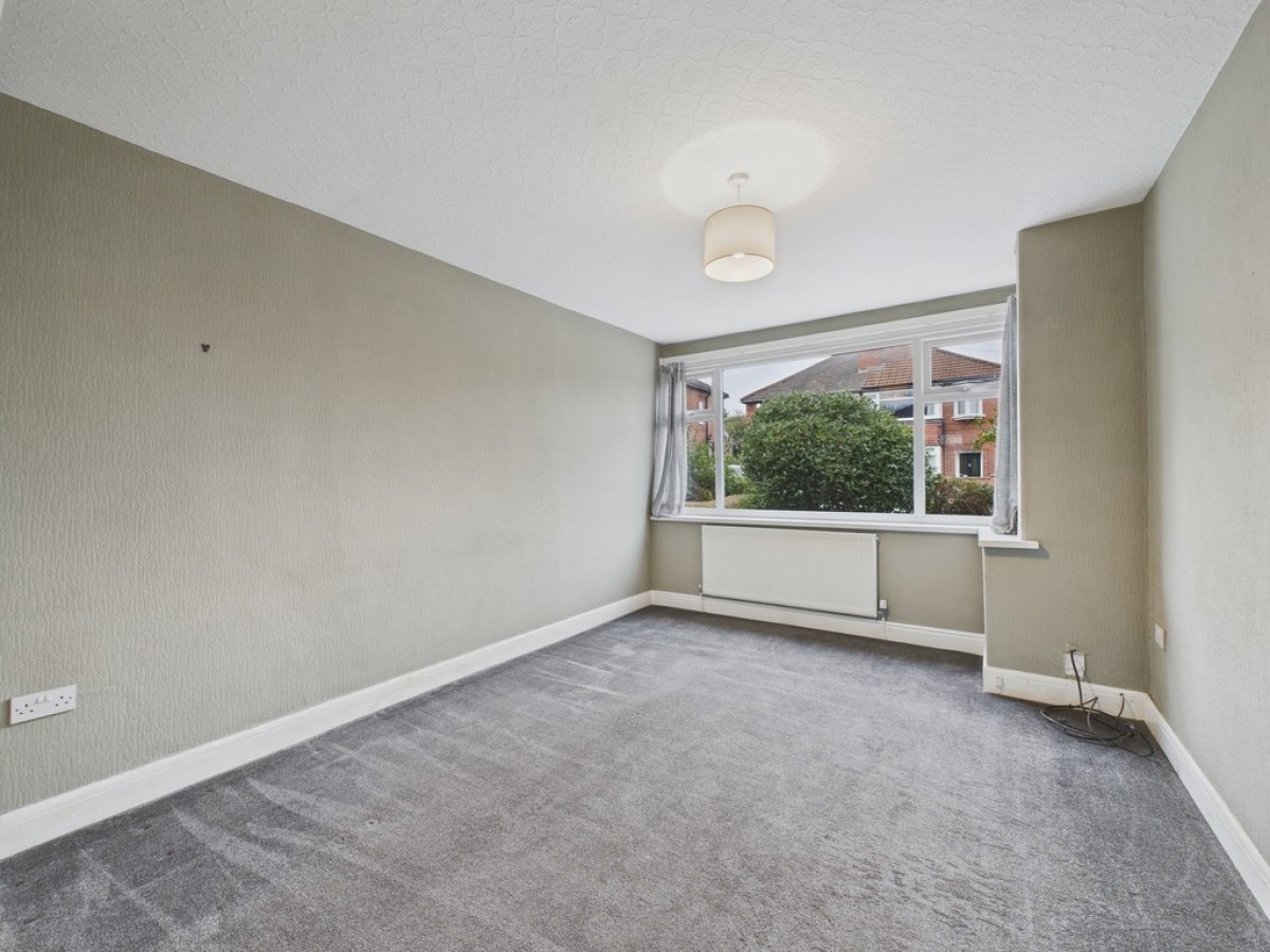 Rencliffe Avenue, Broom