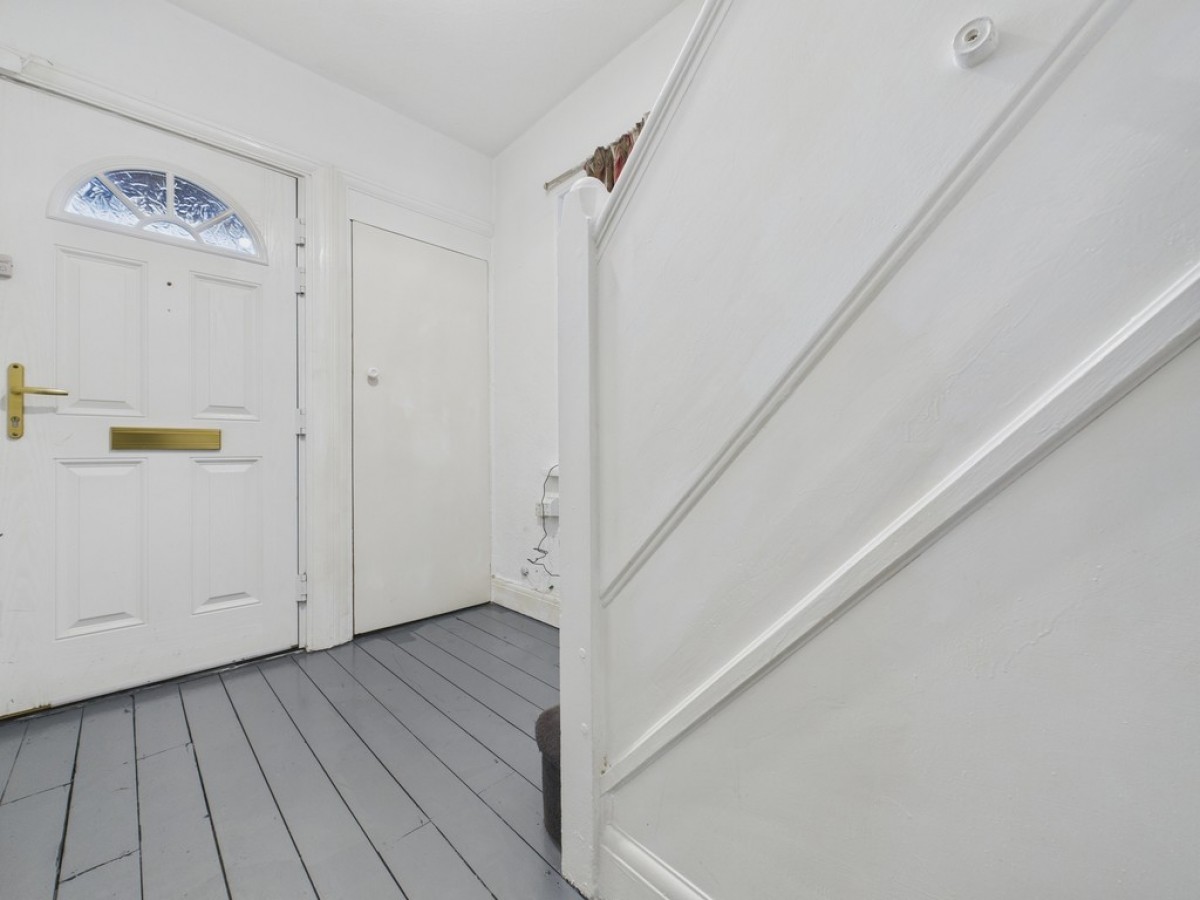 Rencliffe Avenue, Broom