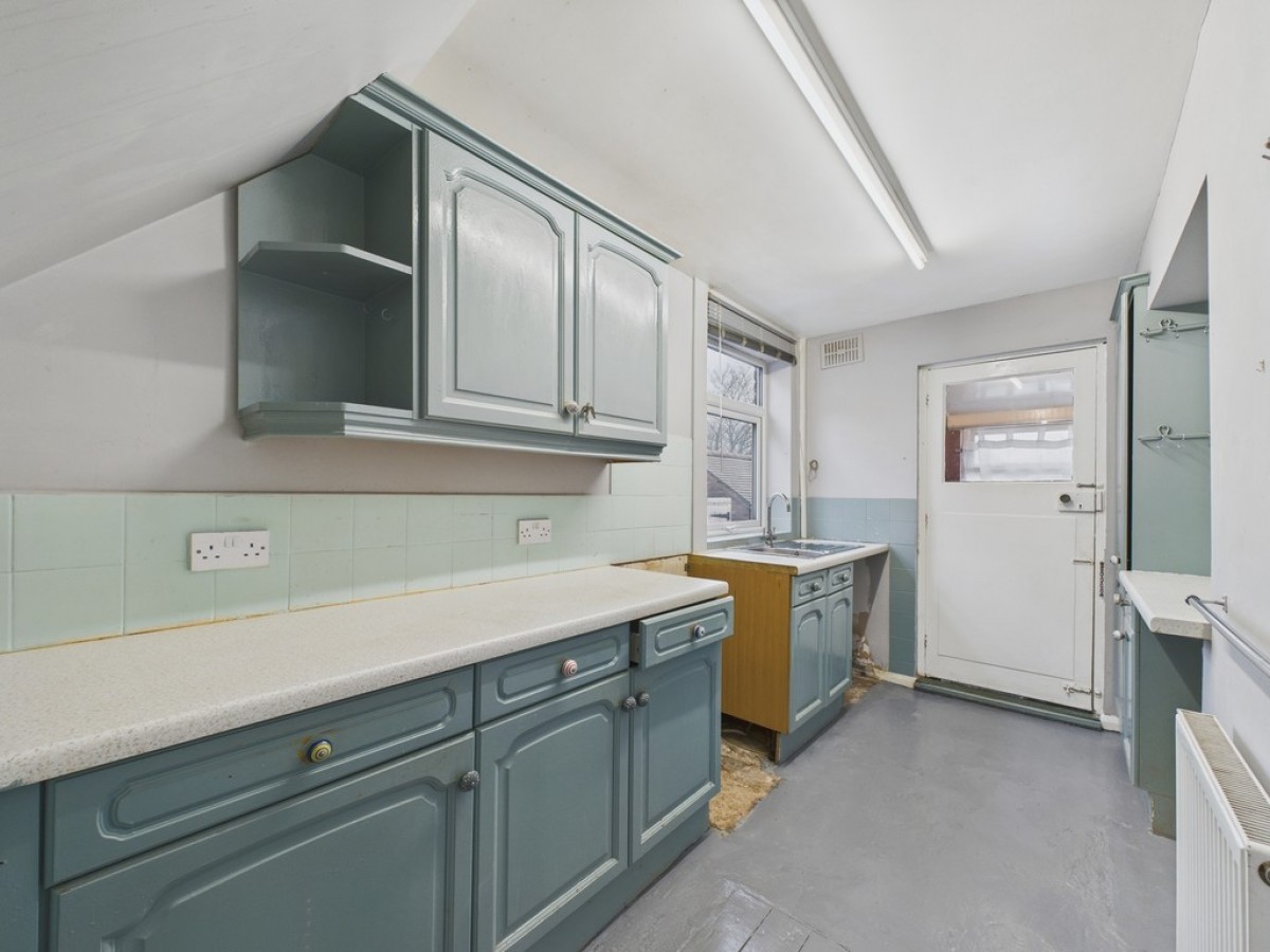 Rencliffe Avenue, Broom