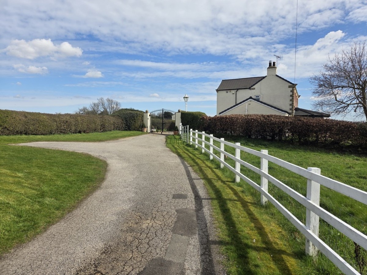 Hardwick Lane, Aston