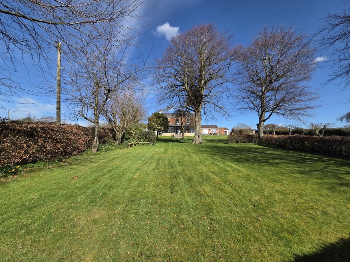 Hardwick Lane, Aston