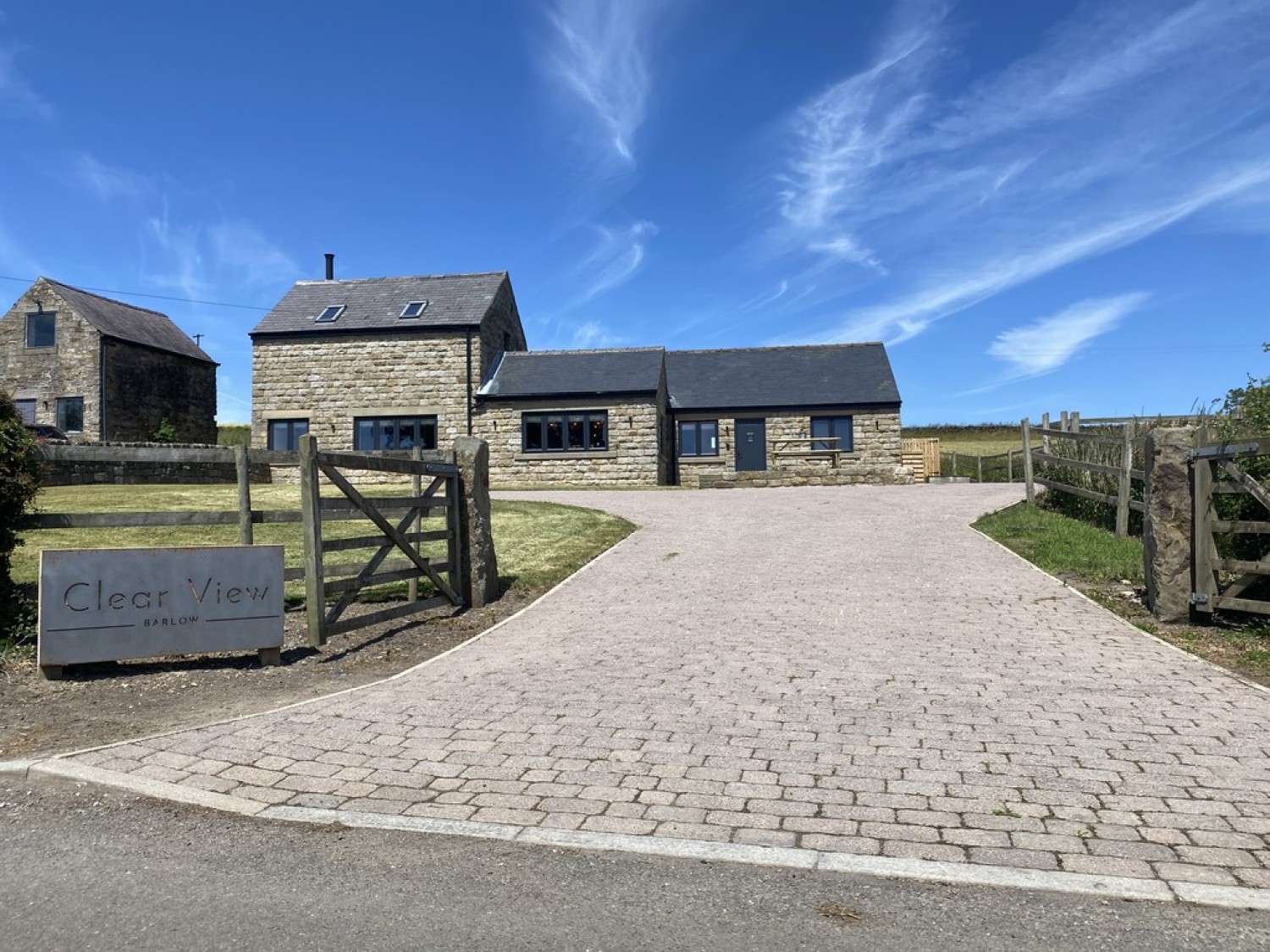 3 bedroom House for Letting Newgate, Barlow