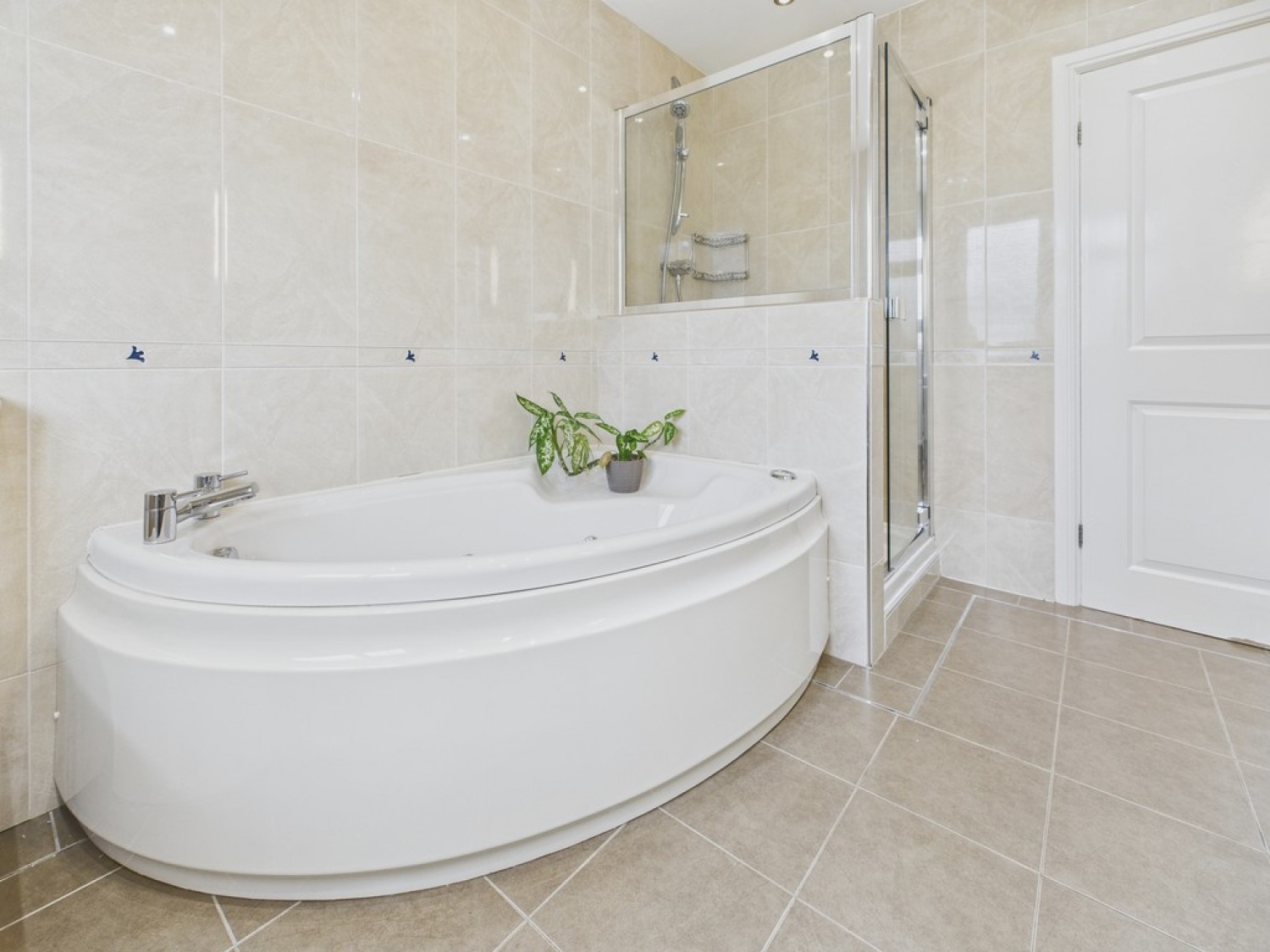 2 bedroom Bungalow for Sale Barholme Close, Upper Newbold, Chesterfield