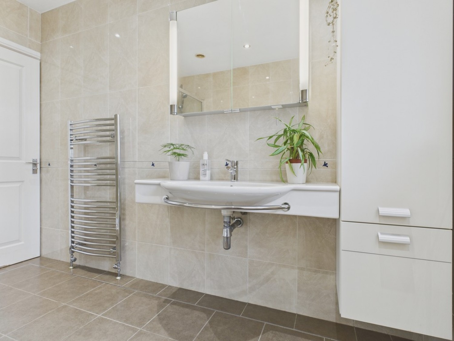 2 bedroom Bungalow for Sale Barholme Close, Upper Newbold, Chesterfield