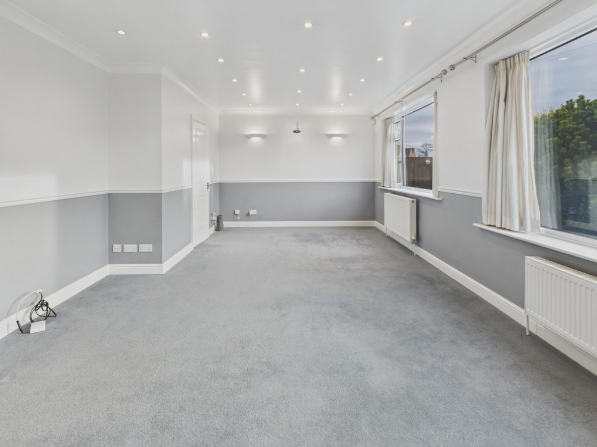 Barholme Close, Upper Newbold, Chesterfield