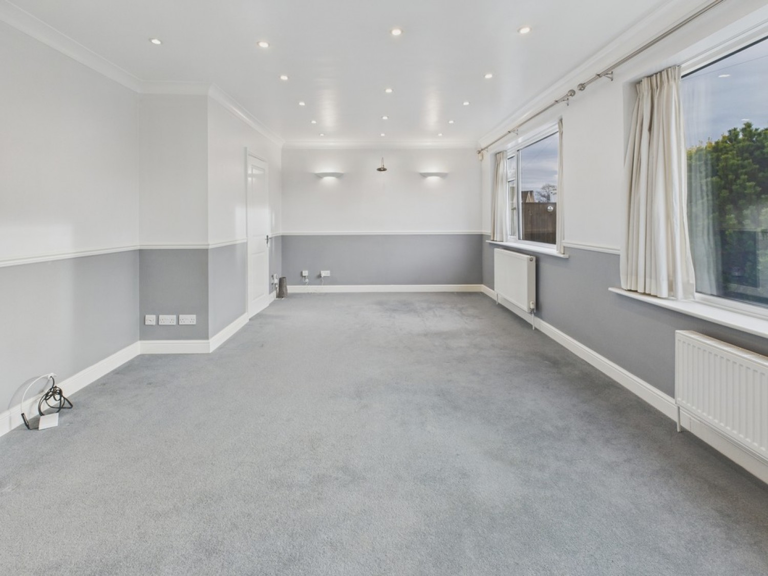 2 bedroom Bungalow for Sale Barholme Close, Upper Newbold, Chesterfield