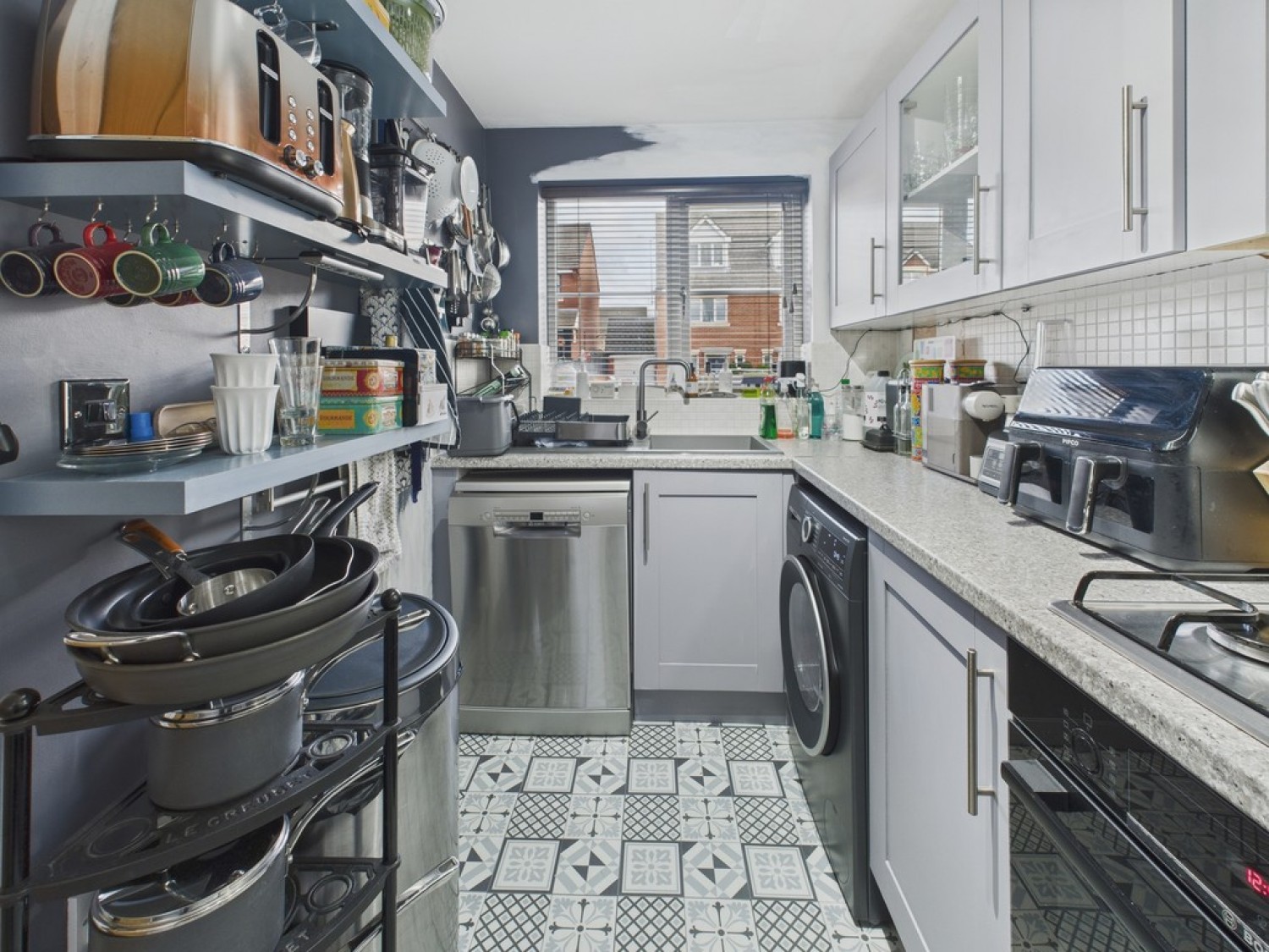 3 bedroom House in Nethercroft Lane, Clay Cross