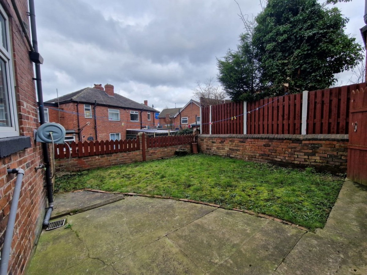 Broom Terrace, Broom