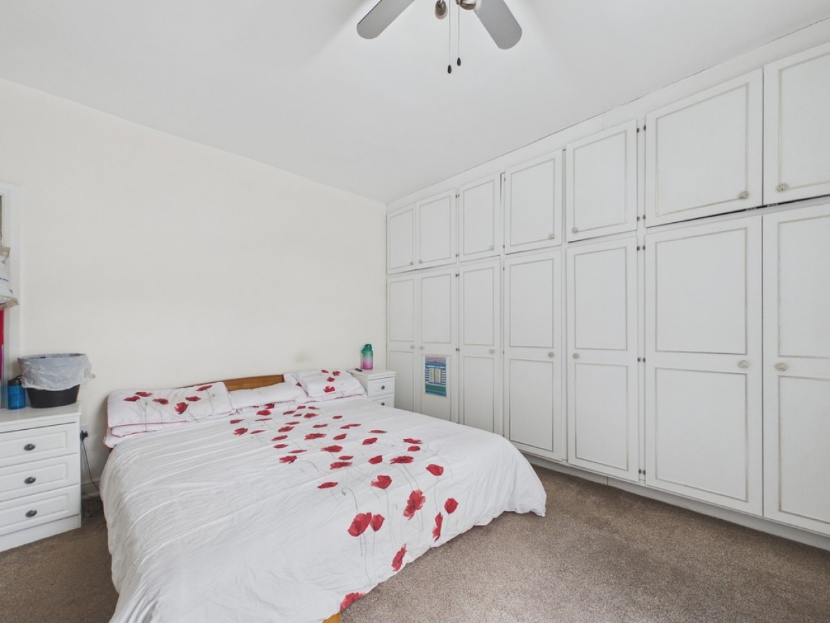 Broom Terrace, Broom