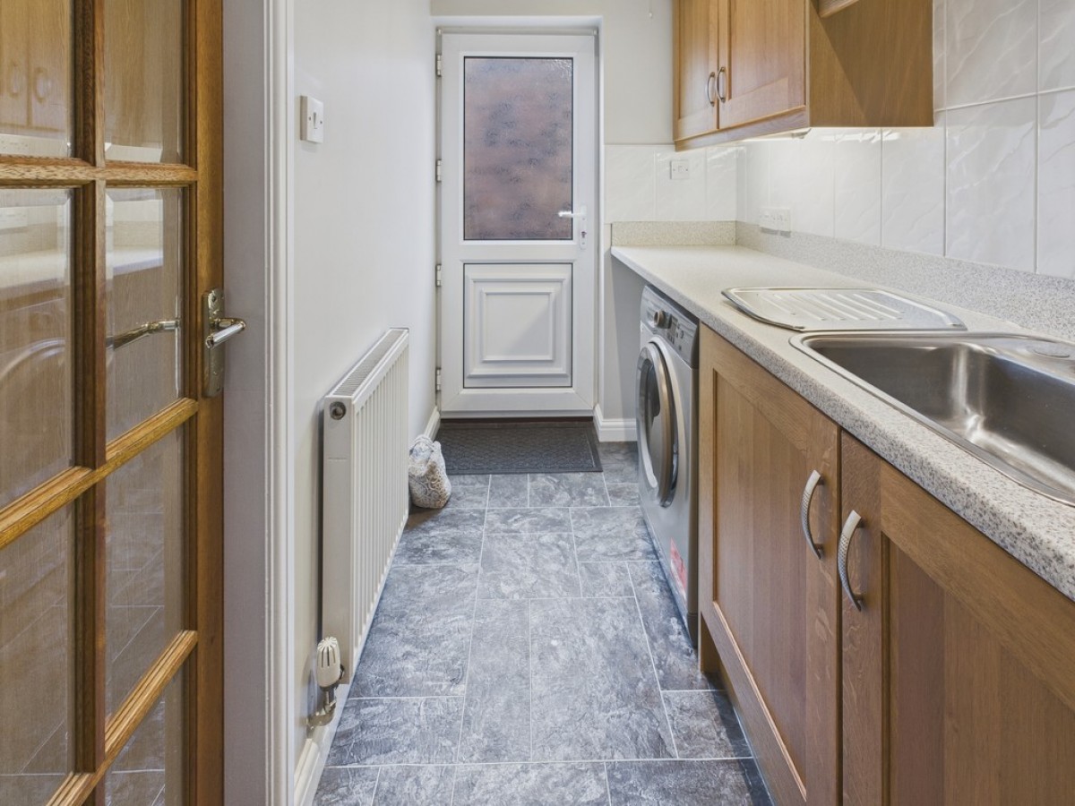 Highfield Avenue, Chesterfield