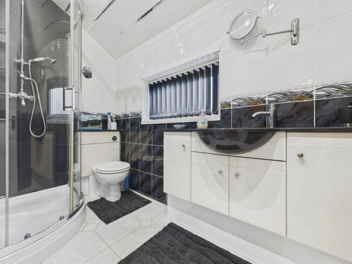 Highfield Avenue, Chesterfield