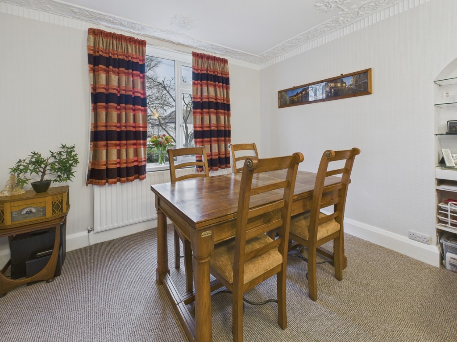 4 bedroom House in Highfield Avenue, Chesterfield