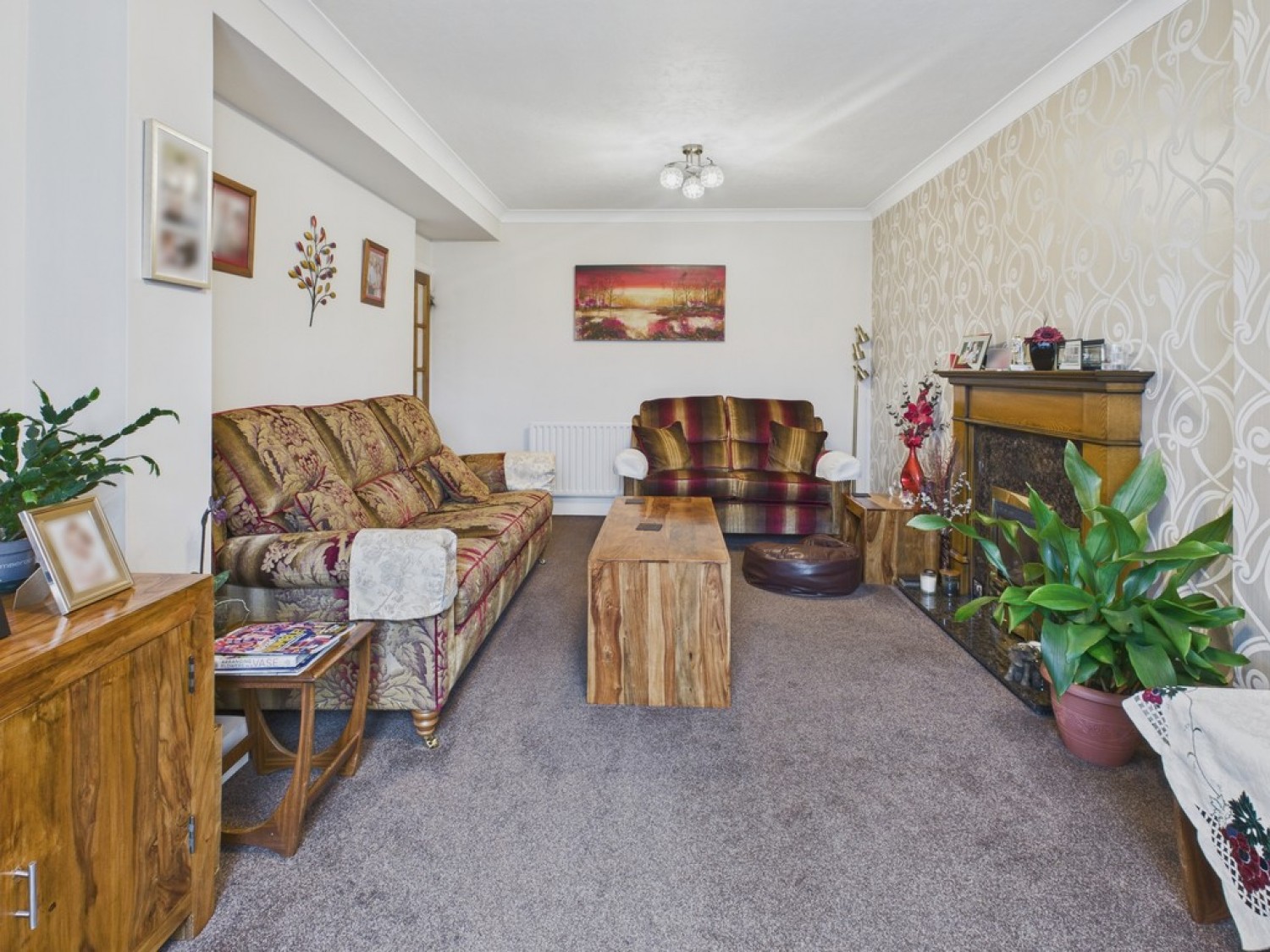 4 bedroom House in Highfield Avenue, Chesterfield