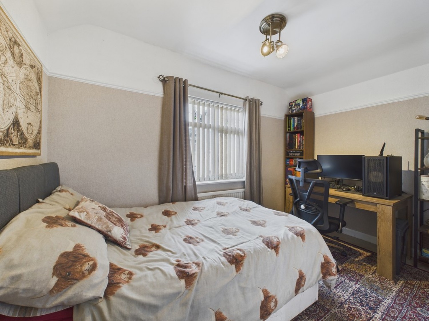 3 bedroom House in Arundel Crescent , Treeton